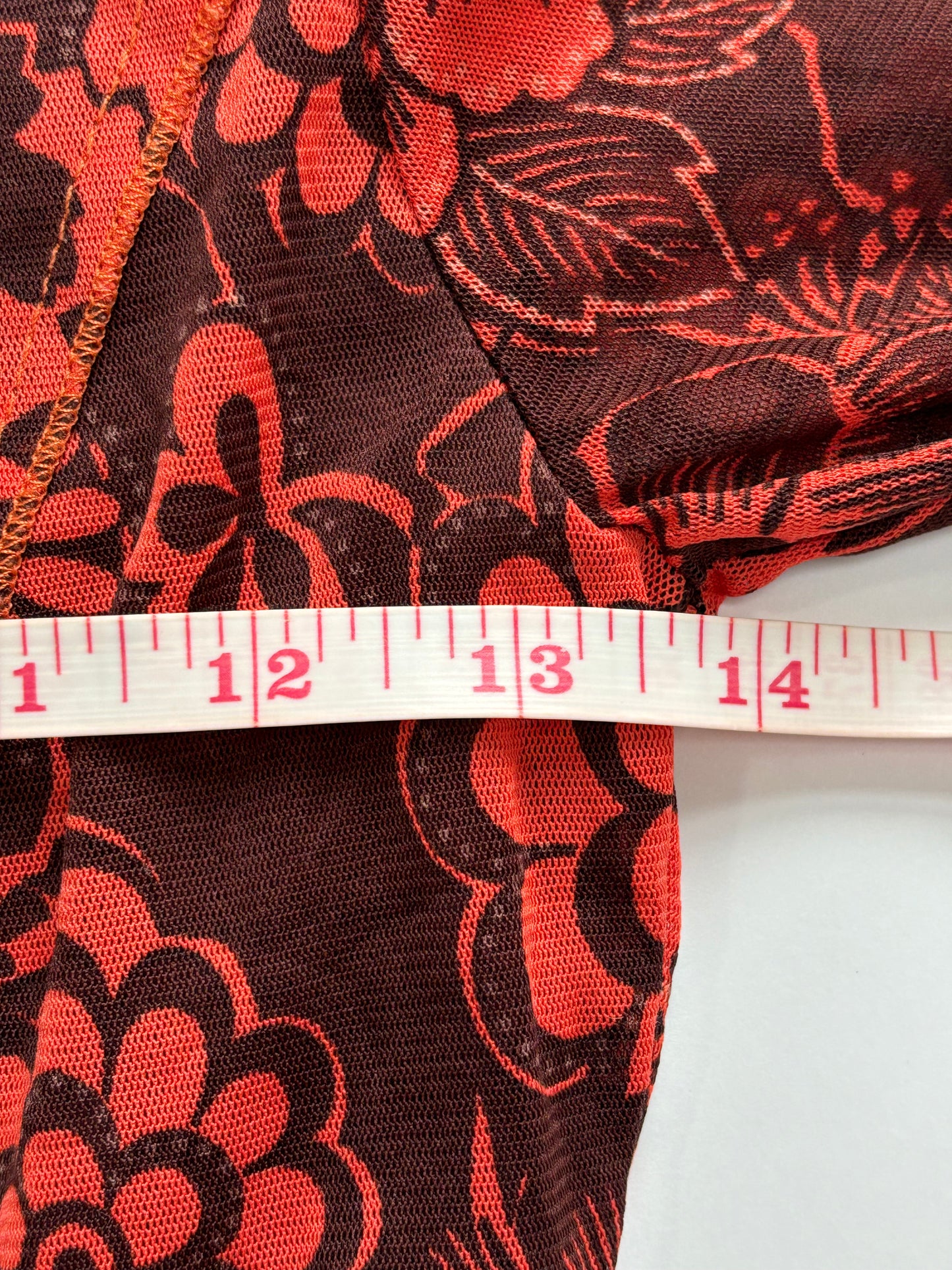 long sleeve button runched detail 3/4 top