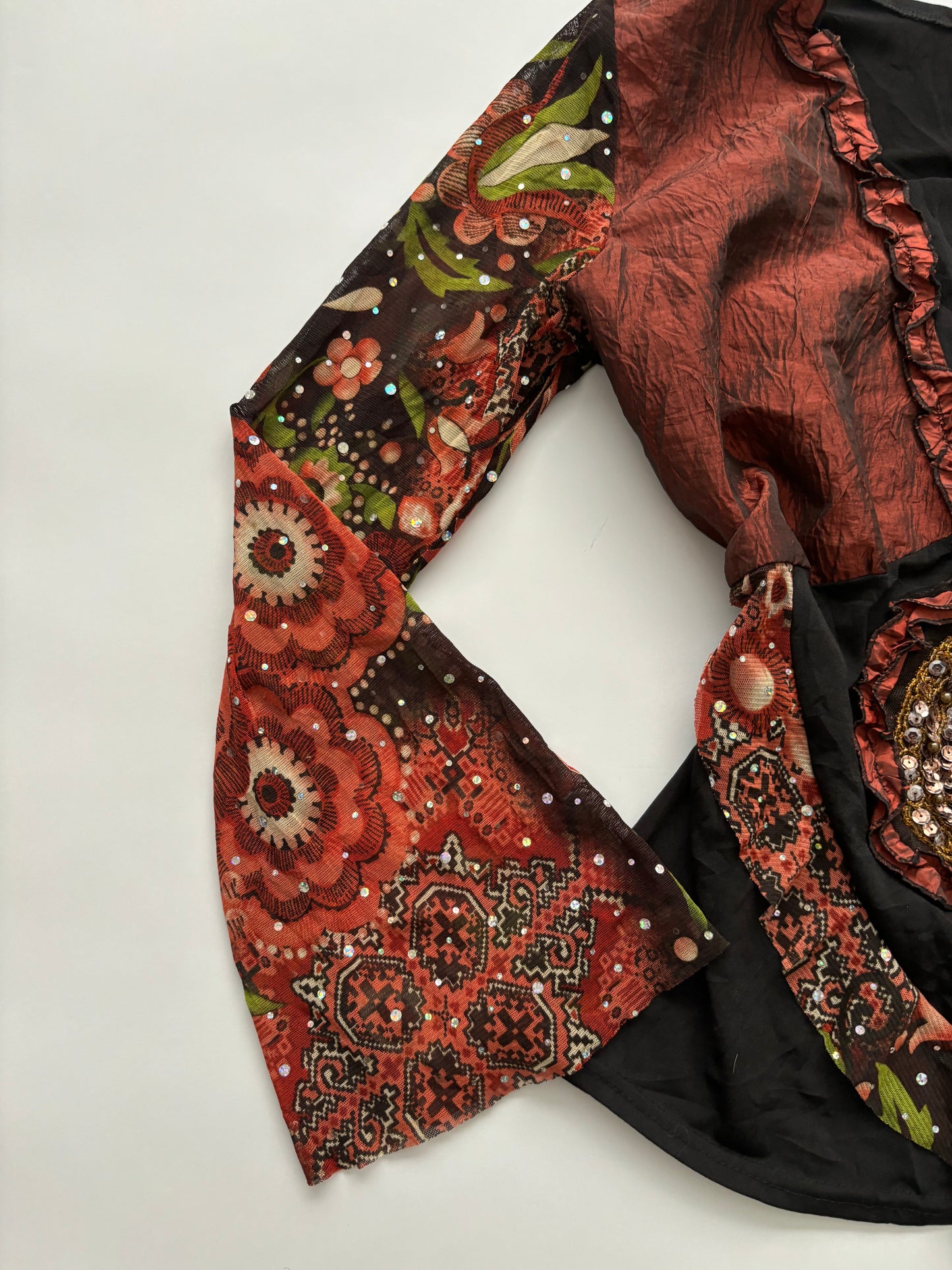 long bell sleeve gem  top