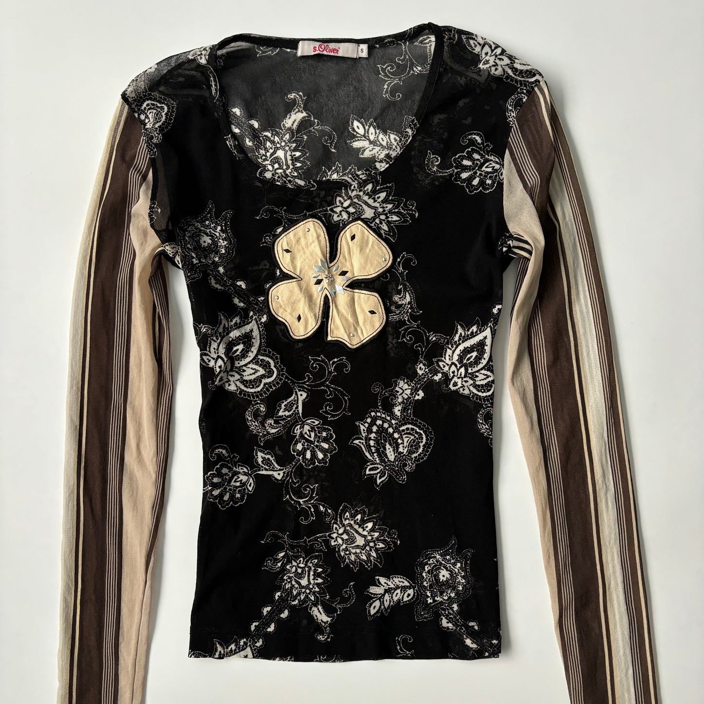 Long sleeve stripped top