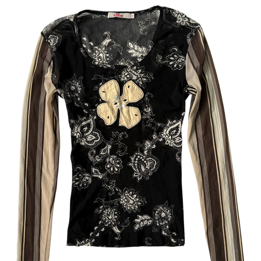 Long sleeve stripped top